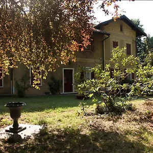 https://villa-helios.it-lombardy.com